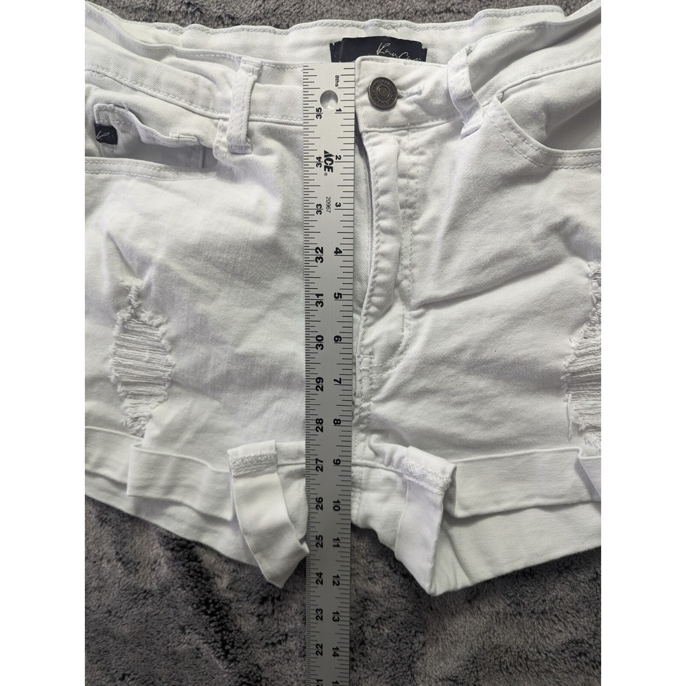 KanCan Cuffed Distressed Shorts Women's Size 9/28 White - Picture 7 of 11